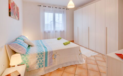La Casina Del Canneto: Soveværelse, Værelse, Seng, Ejendom, Møbel, Sengetøj, Indretning, Bed Frame, Ejendom, Sengetøj