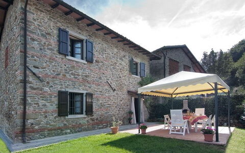 Il Palazzetto: Ejendom, Hus, Hjem, Bygning, Sommerhus, Ejendom, Tag, Stuehus, Facade, Sidespor