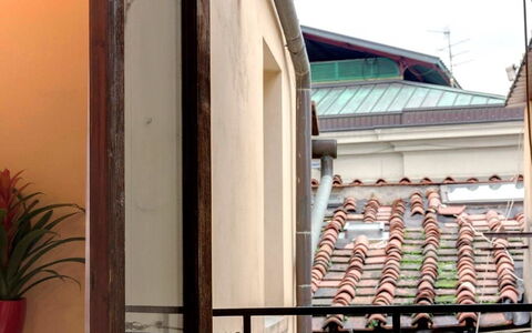Residenza Monna Lisa: Bygning, Arkitektur, Vindue, Altan, Facade