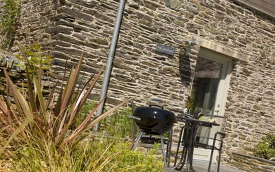 Wadebridge - Padstow 693: Himmel, Plante, Bygning, Daytime, Ejendom, Vindue, Træ, Arkitektur, Urban Design, Fritid