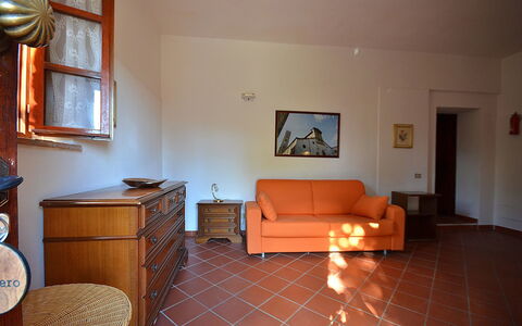 Agriturismo Il Gattero: Værelse, Ejendom, Møbel, Bygning, Etage, Stue, Indretning, Hus, Ejendom, Hårdttræ