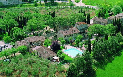 Borgo Santinovo: Vegetationen, Fugleperspektiv, Naturlige Landskab, Urban Design, Botanisk Have, Biome, Landskab, Botanik, Træ, Busk