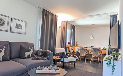 Silence, Apt. P 62.2: Møbel, Indretning, Væg, Gulvbelægning, Loft, Couch, Værelse, Etage, Stue, Lejlighed