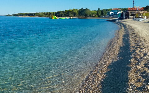 Villa Fasana: Krop Af Vand, Hav, Kyst, Vand, Strand, Himmel, Blå, Kyst, Ocean, Coastal Og Oceaniske Landskabsformer
