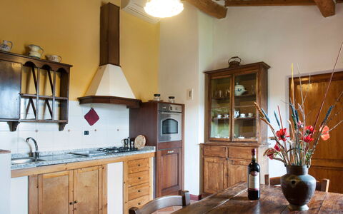 Agriturismo Paterno: Værelse, Countertop, Ejendom, Møbel, Køkken, Indretning, Bygning, Hus, Hjem, Ejendom