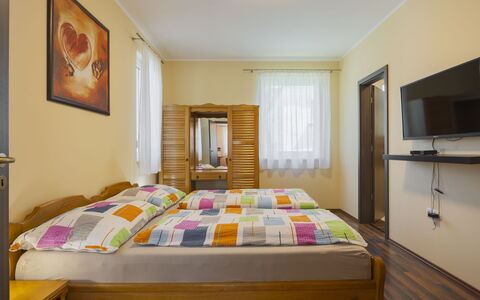 Beige: Seng, Soveværelse, Sengetøj, Træ, Sengetøj, Møbel, Indretning, Bed Frame, Hjem, Loft