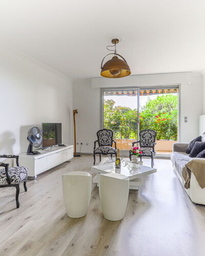 Les Balcons D'Eze 100.3