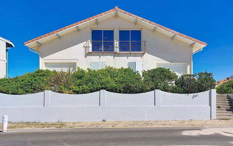 Mimizan 314: Blå, Boligområde, Hjem, Hus, Estate, Beton, Skygge, Villa, Landscaping, Altan