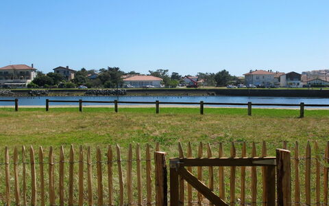 Le Hameau des Pêcheurs 1: Hegn, Pasture, Gelænder, Græs, Græsfamilien, Himmel, Landdistrikt, Land Lot, Home Fencing, Græs-