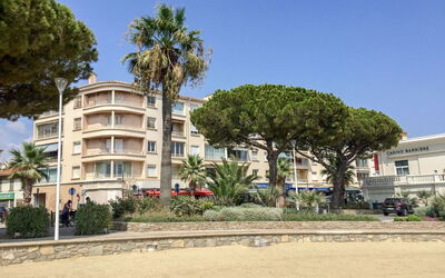 Sainte Maxime 124: Ejendom, Træ, Bygning, Palme Træ, Boligområde, Ejendom, Arkitektur, Kvarter, Lejlighed, Arecales