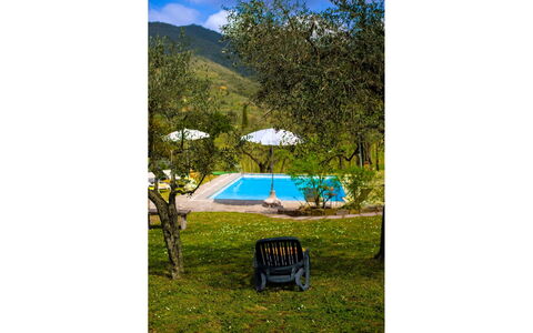 Collina dei Fiori: Svømmepøl, Fritid, Udendørs Møbler, Have, Eco Hotel, Udvej, Skygge, Backyard, Stuehus, Landscaping