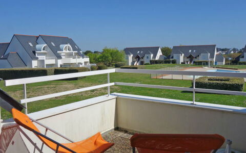 Domaine des Tadornes: Ejendom, Tag, Hus, Ejendom, Bygning, Værelse, Arkitektur, Hjem, Græs, Altan