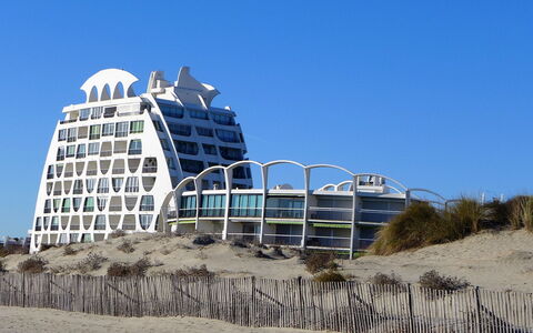 Poséidon: Dome, Arkitektur, Himmel, Strand, Dome, Træ, Ferie, Turisme, Bygning, Hav