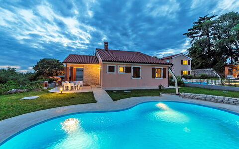 Dalia: Blå, Svømmepøl, Udvej, Estate, Eco Hotel, Stuehus, Villa, Gård, Thermae, Hacienda