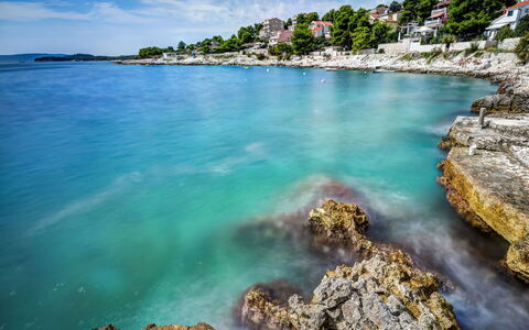Trogir Okrug Gornji 314: Vand, Sky, Himmel, Vandressourcer, Blå, Azure, Naturlige Landskab, Coastal Og Oceaniske Landskabsformer, Træ, Strand