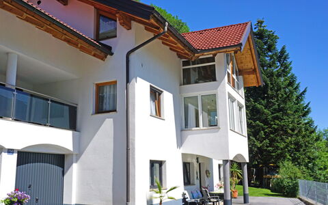 Wenns 190: Himmel, Bygning, Plante, Ejendom, Vindue, Azure, Arkitektur, Hus, Urban Design, Boligområde