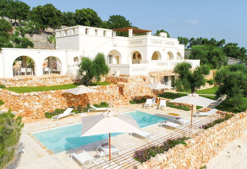 La Residenza - Corte Dei Messapi: Ejendom, Bygning, Hus, Ejendom, Estate, Villa, Svømmepøl, Mansion, Udvej, Arkitektur