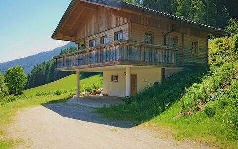 Chalet Jupiter: Ejendom, Hus, Bygning, Hjem, Sommerhus, Ejendom, Stuehus, Land Lot, Træ, Landdistrikt