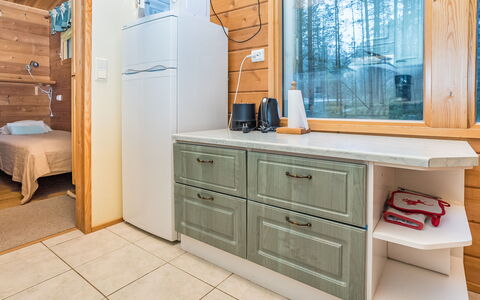 Villa Lakka: Gulvbelægning, Indretning, Træ, Cabinetry, Countertop, Etage, Loft, Køkken, Større Bandage, Møbel
