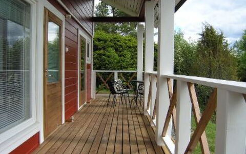 Mariantupa: Træ, Sommerhus, Bjælkehytte, Skov, Skur, Garden Bygninger, Lærk, Woodland, Bejdse