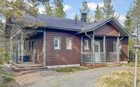 Lupporanta: Træ, Sidespor, Hus, Sommerhus, Hjem, Tag, Land Lot, Veranda, Dør, Bjælkehytte