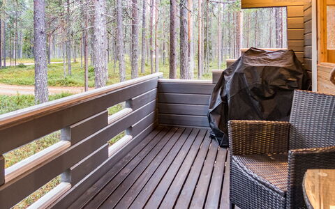 Purnukylä 6: Træ, Indretning, Gulvbelægning, Etage, Loft, Trægulve, Bejdse, Hårdttræ, Dæk, Planke