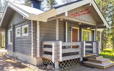 Pelkkaveska: Træ, Sommerhus, Sidespor, Bjælkehytte, Skur, Garden Bygninger, Hytte, Hårdttræ, Tømmer, Planke