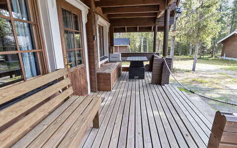 Mustikkaranta: Træ, Sidespor, Sommerhus, Hus, Hjem, Planke, Garden Bygninger, Bjælkehytte, Hårdttræ, Veranda