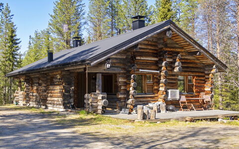 Rukaveska 4A: Træ, Sidespor, Sommerhus, Hus, Hjem, Planke, Garden Bygninger, Bjælkehytte, Hårdttræ, Veranda