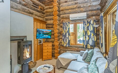 Rukaveska 4A: Sne, Træ, Vinter, Sommerhus, Hus, Tag, Hjem, Fryser, Bjælkehytte, Kvist