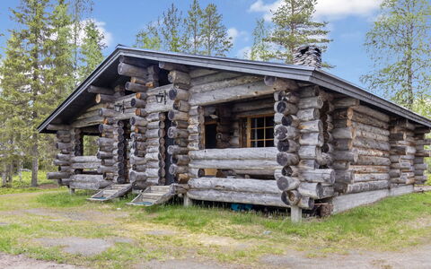 Kuontijärvi B: Træ, Sidespor, Sommerhus, Hus, Hjem, Planke, Garden Bygninger, Bjælkehytte, Hårdttræ, Veranda