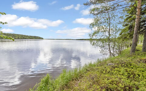 Kuontijärvi B: Træ, Sidespor, Sommerhus, Hus, Hjem, Planke, Garden Bygninger, Bjælkehytte, Hårdttræ, Veranda