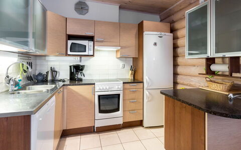 Aspilevi: Køkken Apparat, Køkken, Countertop, Større Bandage, Gulvbelægning, Træ, Møbel, Håndvask, Cabinetry, Indretning