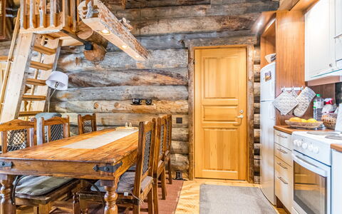 Seitsemän Savua 4: Sne, Træ, Vinter, Sommerhus, Hus, Tag, Hjem, Fryser, Bjælkehytte, Kvist