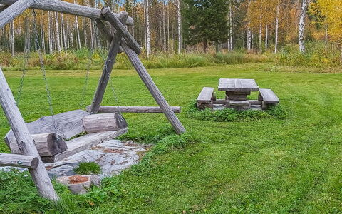 Niementalo 2: Sommerhus, Hus, Hjem, Garden Bygninger, Sidespor, Bjælkehytte, Stuehus, Estate, Skur, Gård