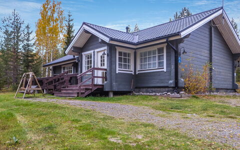 Niementalo 2: Sommerhus, Hus, Hjem, Garden Bygninger, Sidespor, Bjælkehytte, Stuehus, Estate, Skur, Gård