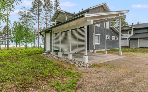 Paltamon Golfhovi B: Vandvej, Bank, Vandløb, Sø, Sommerhus, Skov, Kanal, Reservoir, Bjælkehytte
