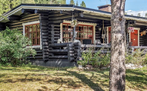 Hilupilttuu: Træ, Bank, Hus, Sommerhus, Sø, Dam, Skov, Bjælkehytte
