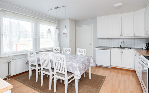 Käpälämäki: Skygge, Udvej, Have, Eco Hotel, Udendørs Møbler, Lawn, Stol, Backyard, Landscaping, Hacienda