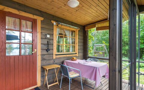 Metsä-Iivari: Svømmepøl, Boligområde, Udvej, Fritid, Lejlighed, Eco Hotel, Hacienda, Estate, Villa, Hotel