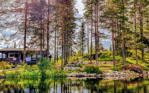 Domnan Pirtti: Vandvej, Bank, Vandløb, Sø, Sommerhus, Skov, Kanal, Reservoir, Bjælkehytte