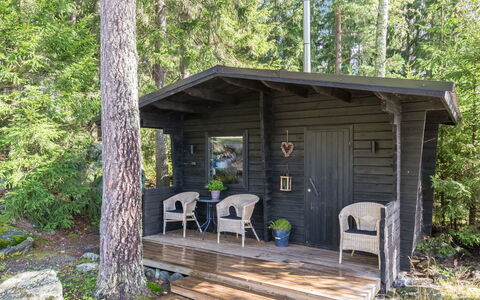 Heikinranta: Træ, Sommerhus, Bjælkehytte, Skov, Skur, Garden Bygninger, Lærk, Woodland, Bejdse