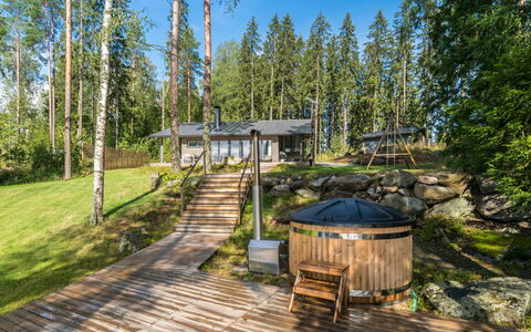 Heikinranta: Træ, Sommerhus, Bjælkehytte, Skov, Skur, Garden Bygninger, Lærk, Woodland, Bejdse