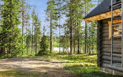Luppo: Vandvej, Bank, Vandløb, Sø, Sommerhus, Skov, Kanal, Reservoir, Bjælkehytte