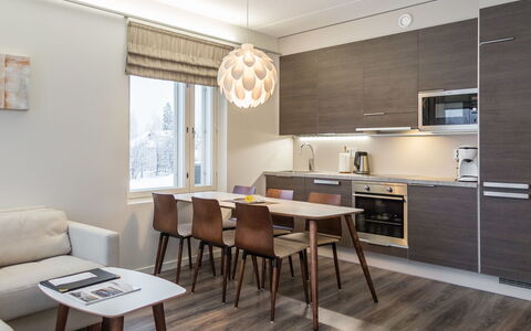 Tahko Spa Red - Vuori Apartment: Træ, Sommerhus, Bjælkehytte, Skov, Skur, Garden Bygninger, Lærk, Woodland, Bejdse