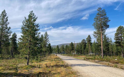 Kuukkeli: Vandvej, Bank, Vandløb, Sø, Sommerhus, Skov, Kanal, Reservoir, Bjælkehytte