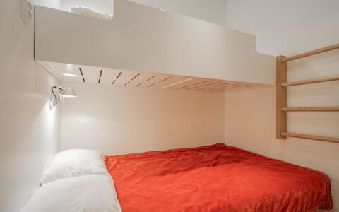 Nordic Chalet 9410: Landdistrikt, Hill Station, Landsby, Bjergkæde, Dal, Bjerglandsby, Alps, Eco Hotel, Altan, Hotel