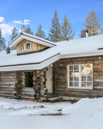 Lomaylläs a 13 Hotellintie 1 a
