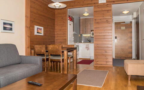 Ylläs Chalets A402: Vandvej, Bank, Vandløb, Sø, Sommerhus, Skov, Kanal, Reservoir, Bjælkehytte