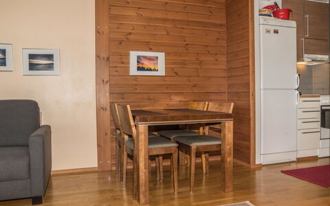 Ylläs Chalets A402: Vandvej, Bank, Vandløb, Sø, Sommerhus, Skov, Kanal, Reservoir, Bjælkehytte